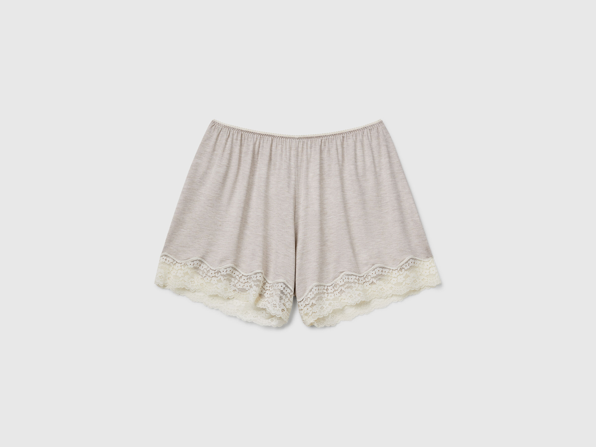 SHORTS Women image number 4